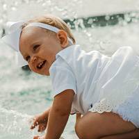 Okrasne hlačke za čez pleničko Swan