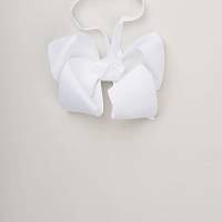 Naglavni okrasek pentlja - trak (bela)